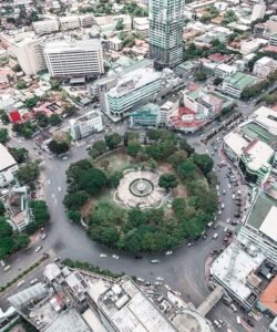 Exploring the Heart of Cebu: Fuente Osmeña Circle Drone Video